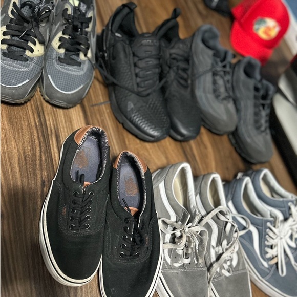 Nike Black and Gray Men's Sneakers - Picture 1 of 1